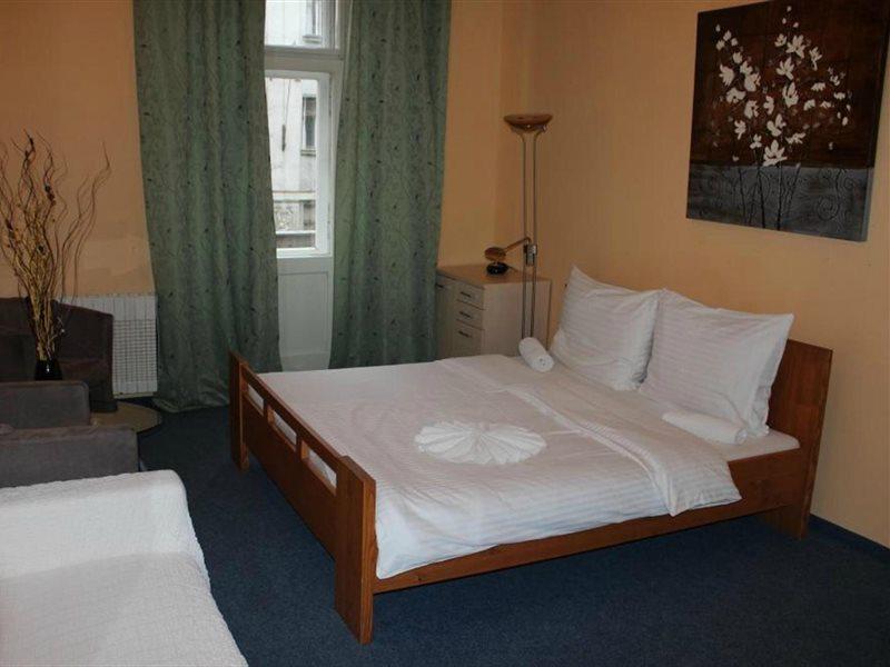 Club Hotel Praha Экстерьер фото